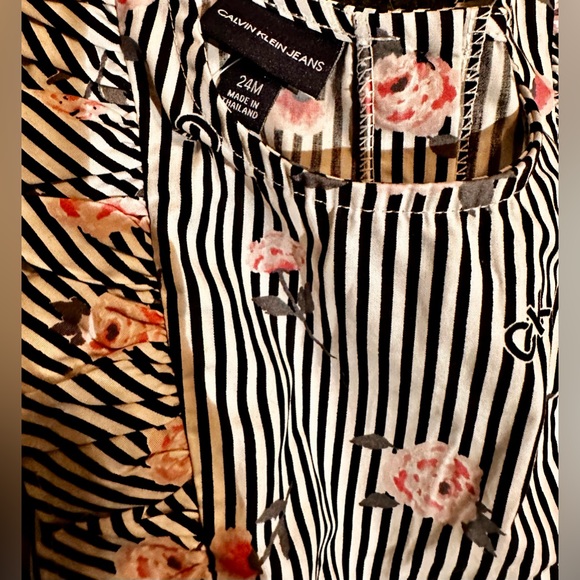 Little girl 2 T Calvin Klein Dress NWT - Picture 3 of 4